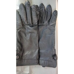 Womens Leather Gloves from Merona Gray Size  S/M Lined